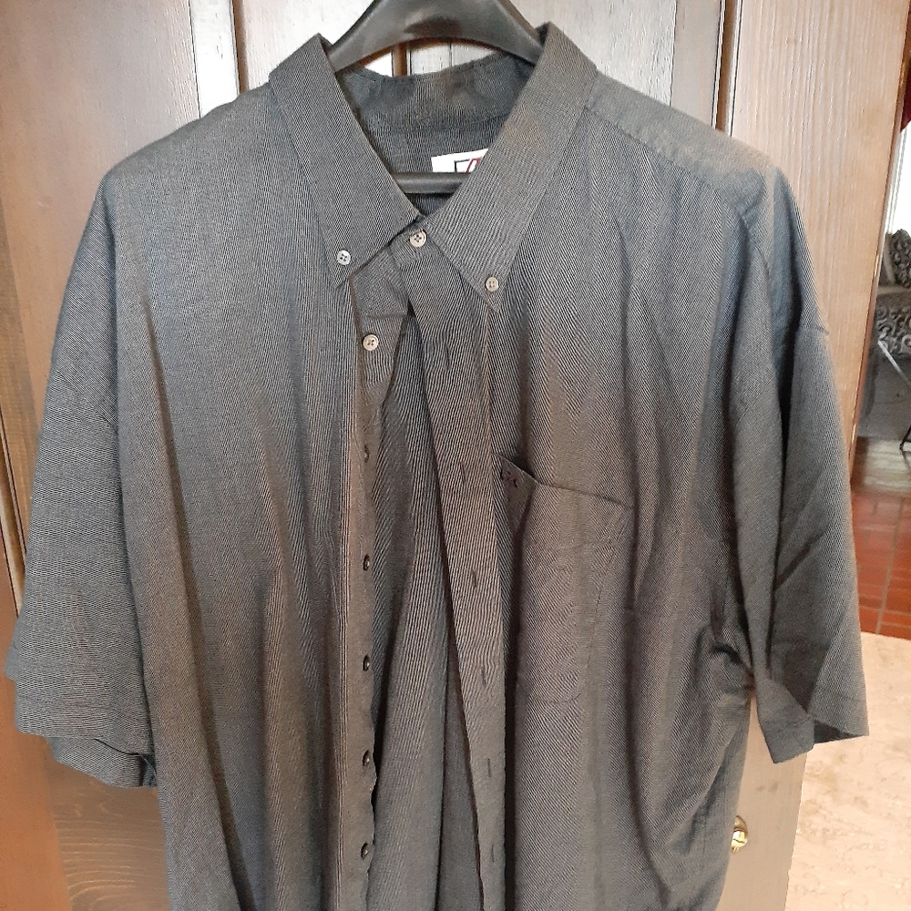 Cutter and Buck 3xl short sleeve shirt